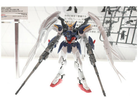 1/144 RG XXXG-00W0 Wing Gundam Zero Custom