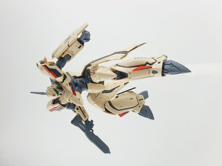 Delpi-Decal HG Macross Plus YF-19 Normaal