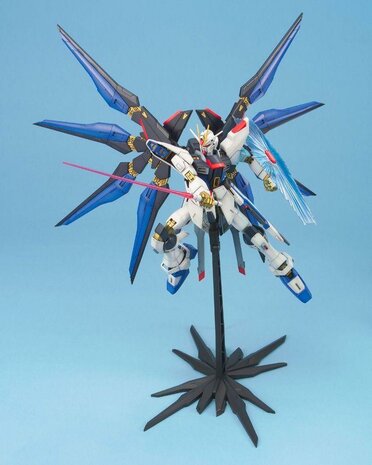 1/100 MG ZGMF-X20A Strike Freedom Gundam