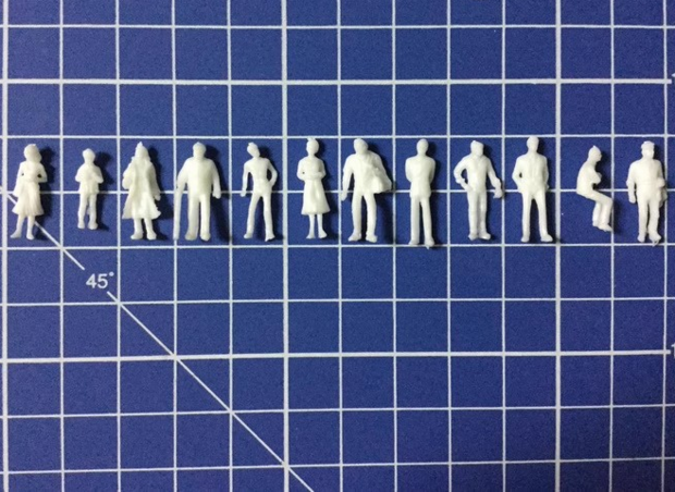 1/100 Figuren Regular People 10 Stuks