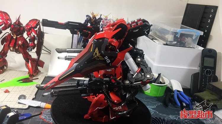 RG MSN-04 Sazabi Dual Gatling Gun plus Metal Chains (Resin Pakket)