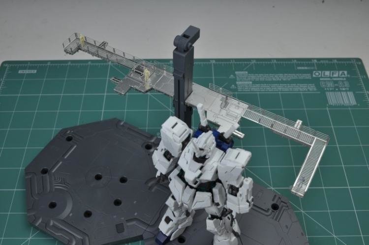 Madworks AW9 S13 Aerial Repair Bridge 1/144