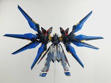 Delpi-Decal MGEX Strike Freedom Zilver Holo